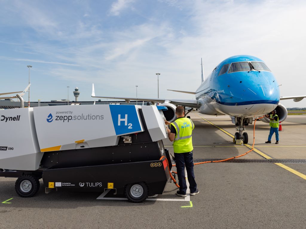 Schiphol Tests World’s First Hydrogen-Powered Ground Power Unit