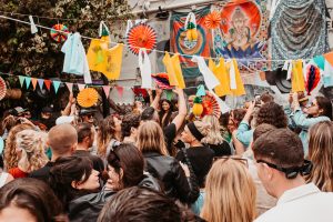 Cosmic Pineapple Announces New Residency at Cova Santa with ‘Sirius’ Theme
