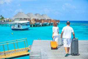 Expert Insights: Luggage Brands to Avoid This Summer