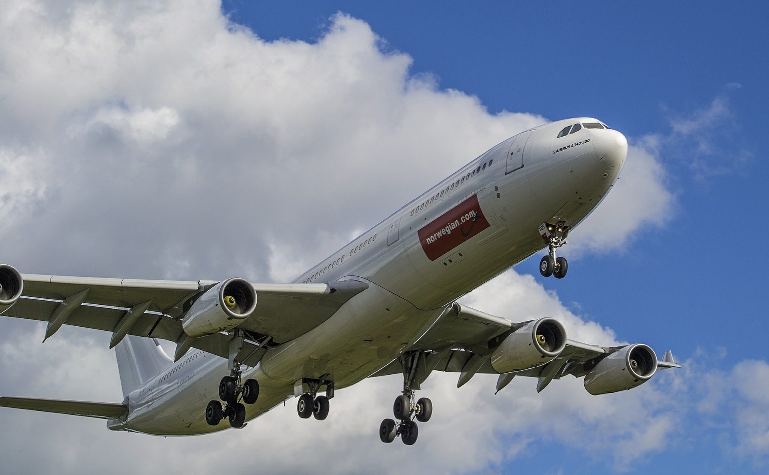 Norwegian continues its UK expansion