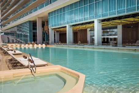 Hyatt Vivid Grand Island Ushers in New Era of Adults-Only Resorts in Cancun
