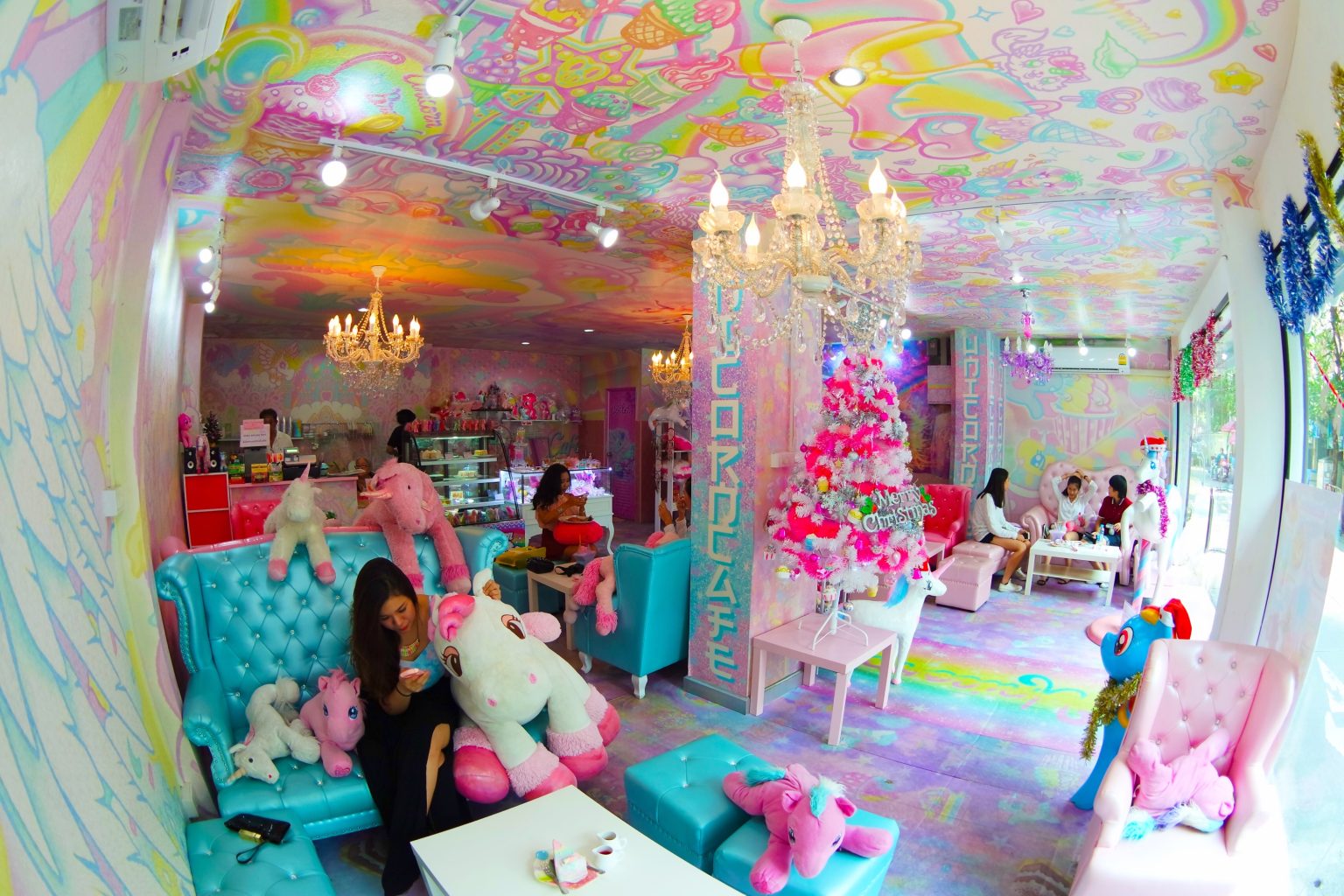 Unicorn lovers, you should visit this café in Bangkok