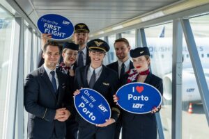 LOT Polish Airlines Launches Warsaw to Porto Year-Round Flights
