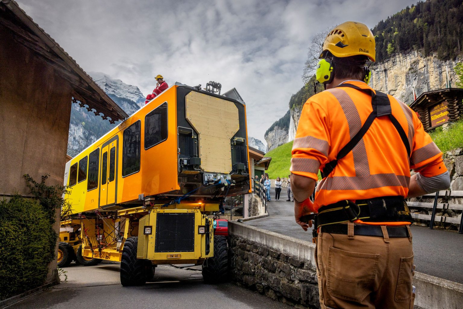 Stadler Delivers Modern Trains for Lauterbrunnen-Mürren Railway