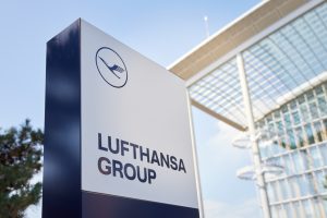 Lufthansa Group Adjusts Financial Outlook After Q1 Losses Due to Strikes