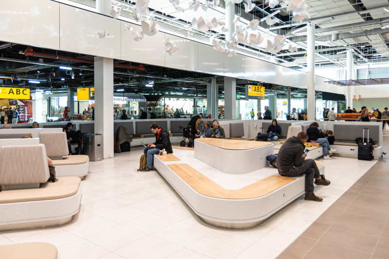 Schiphol Proposes Freezing 2026 Airline Charges to Maintain Affordability