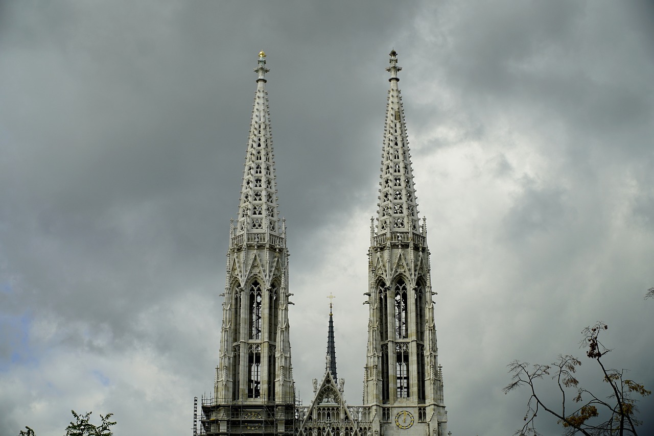 Hainan Airlines Launches Direct Flights from Chengdu to Vienna