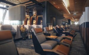 Alaska Airlines Opens New 14,000 sq ft Lounge in Portland