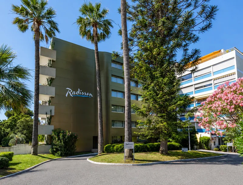 Radisson Opens New Seaside Hotel in Cannes